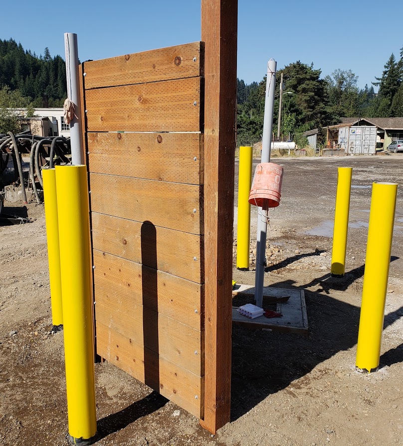 Filling bollard posts